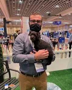 Puppies At A Trade Show? Genius!! 2 Puppy love tradeshow