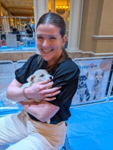 A Tradeshow Booth Idea: How Many Puppies Can You Fit In A Tote Bag? 5 A tradeshow booth idea: how many puppies can you fit in a tote bag? 5