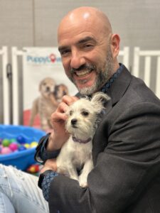 A Tradeshow Booth Idea: How Many Puppies Can You Fit In A Tote Bag? 2 A tradeshow booth idea: how many puppies can you fit in a tote bag? 2